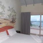 Apartahotel Theasis 3*